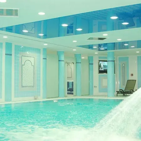 Отель Ensana Svoboda 3*